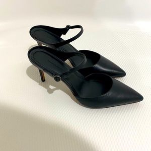Brand New| Banana Republic | Black Mule